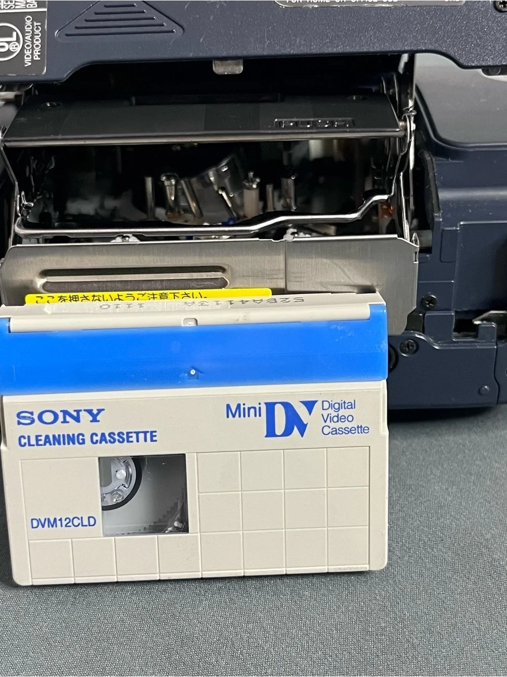 Sony dcr trv17
